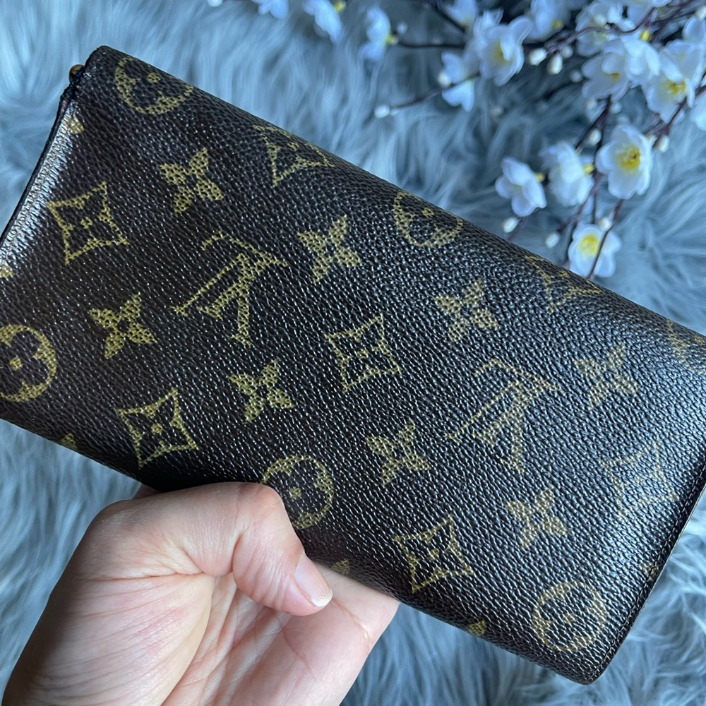Authentic Louis Vuitton vintage monogram long wallet 891 AN - Picture 4 of 16